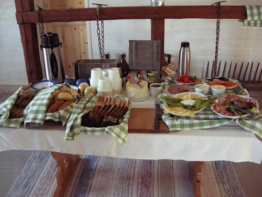 ファルケンベリ Augustas Bed & Breakfast Bed & Breakfast エクステリア 写真